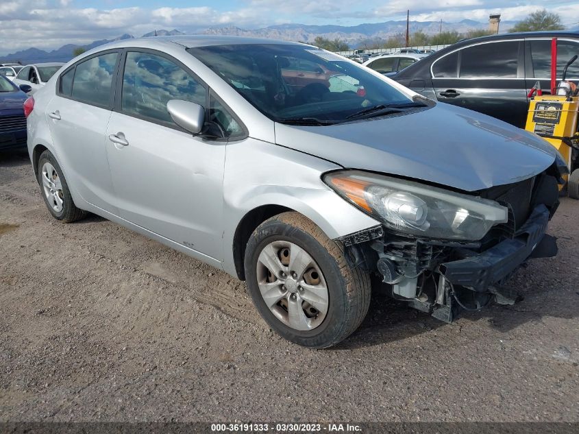 2015 KIA FORTE LX - KNAFK4A67F5426923