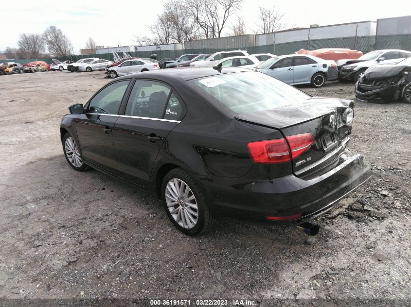 2015 VOLKSWAGEN JETTA SEDAN 1.8T SE - 3VWD07AJ7FM357048