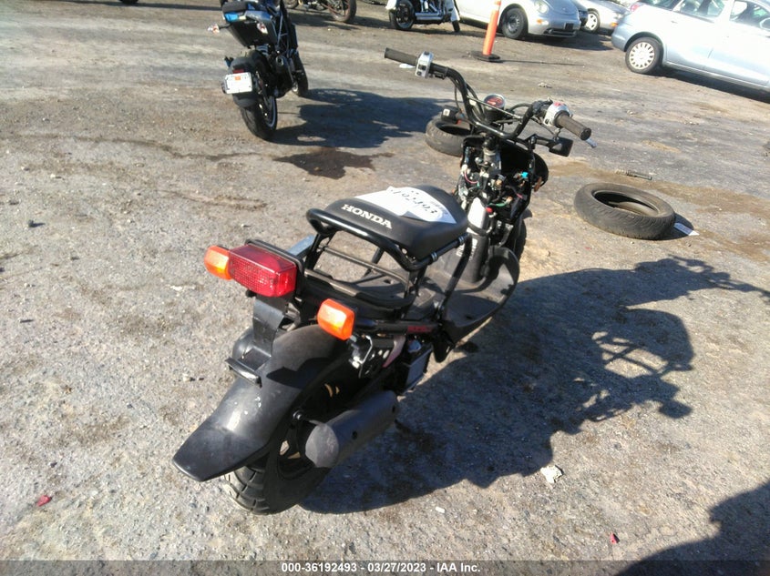 VIN JH2AF581XKK703763 2019 HONDA NPS50