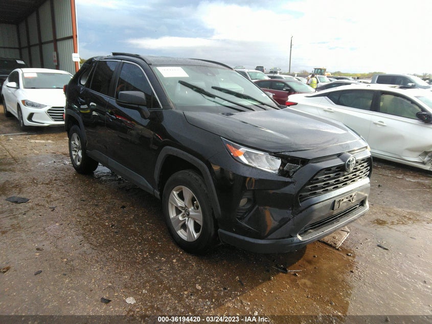 VIN 2T3W1RFV5LW092611 2020 TOYOTA RAV4 XLE