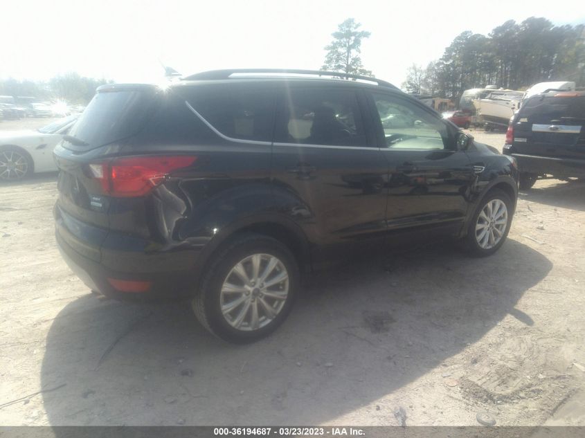 2019 FORD ESCAPE SEL - 1FMCU0HD4KUB46577