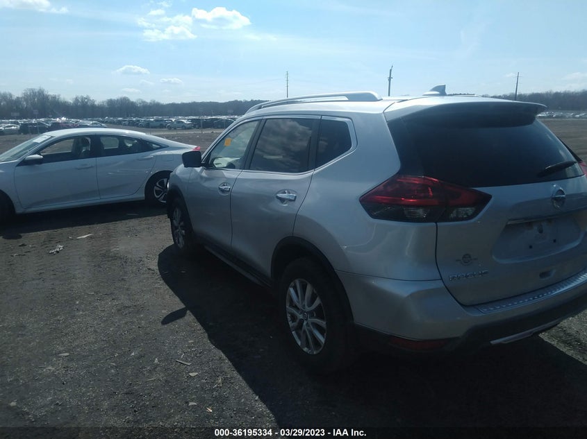VIN KNMAT2MV0JP618554 2018 NISSAN ROGUE SV