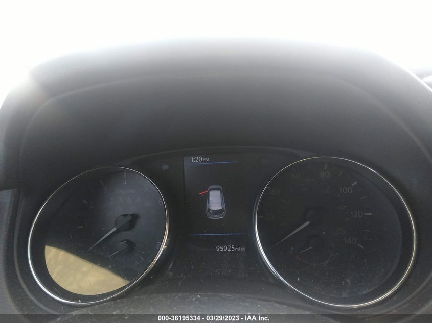 VIN KNMAT2MV0JP618554 2018 NISSAN ROGUE SV