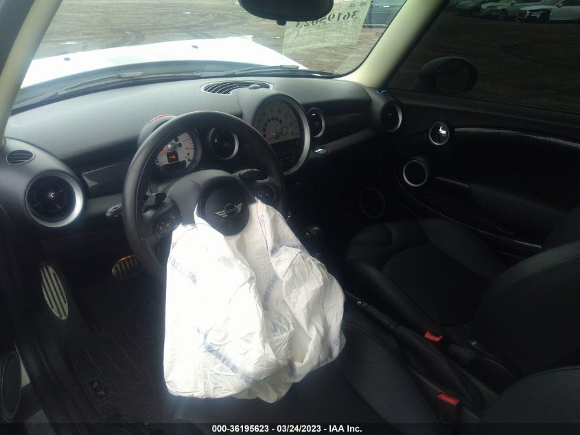 2013 MINI COOPER HARDTOP S - WMWSV3C5XDT395051