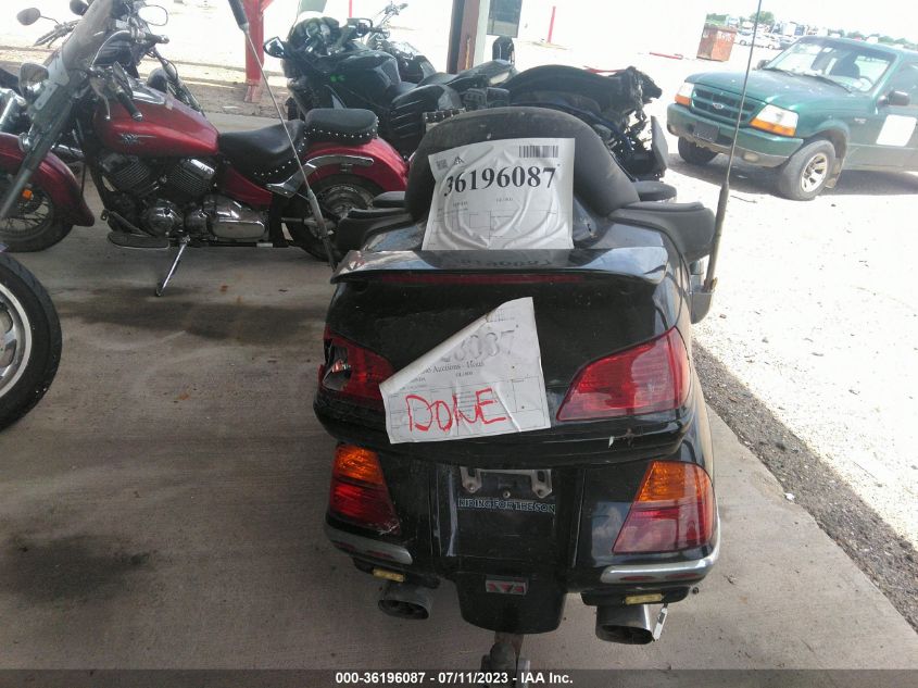 2002 HONDA GL1800 1HFSC47062A106002