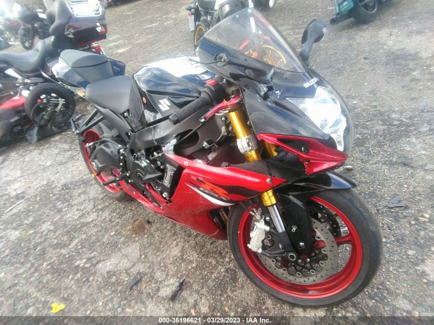 2018 SUZUKI GSX-R750 - JS1GR7MA1J2101421