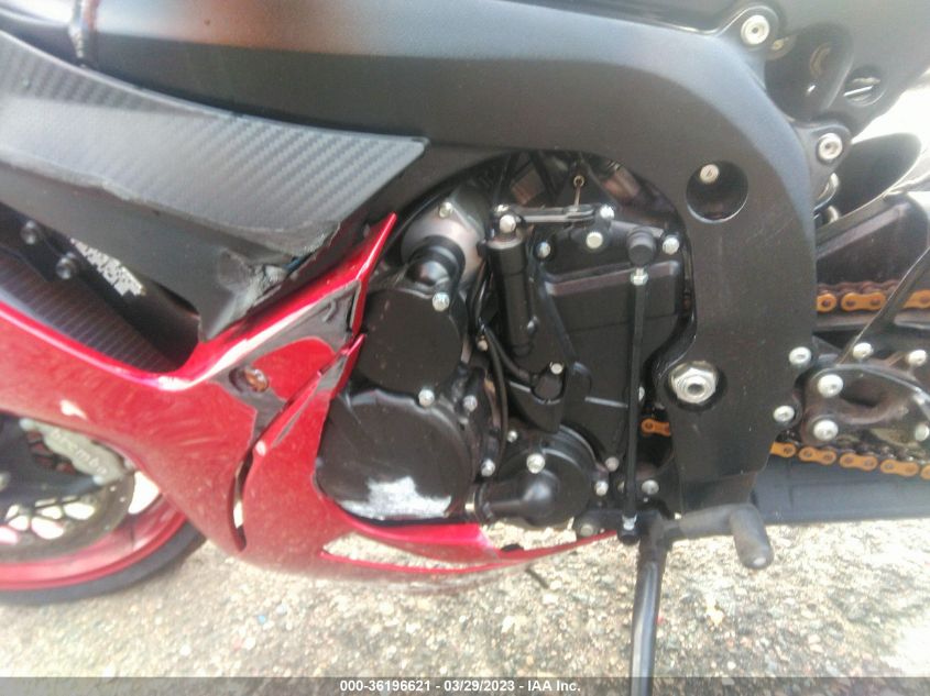 2018 SUZUKI GSX-R750 - JS1GR7MA1J2101421