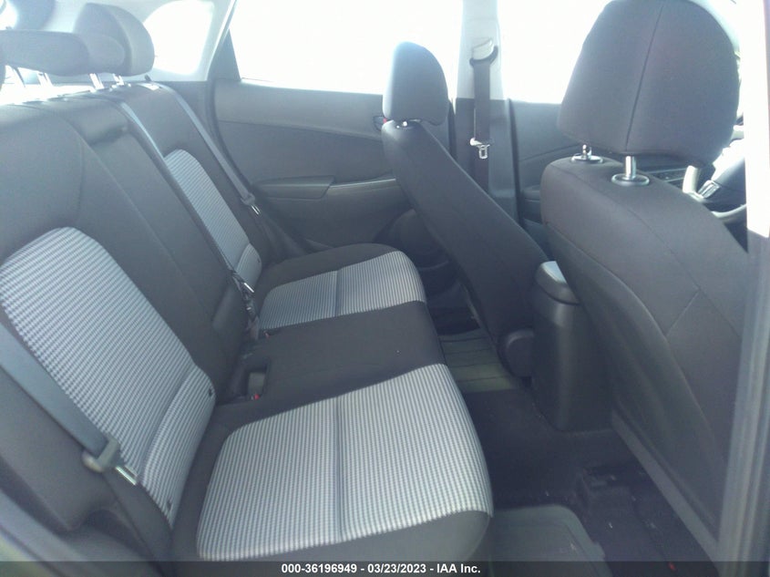 VIN KM8K22AB6NU763702 2022 HYUNDAI KONA SE