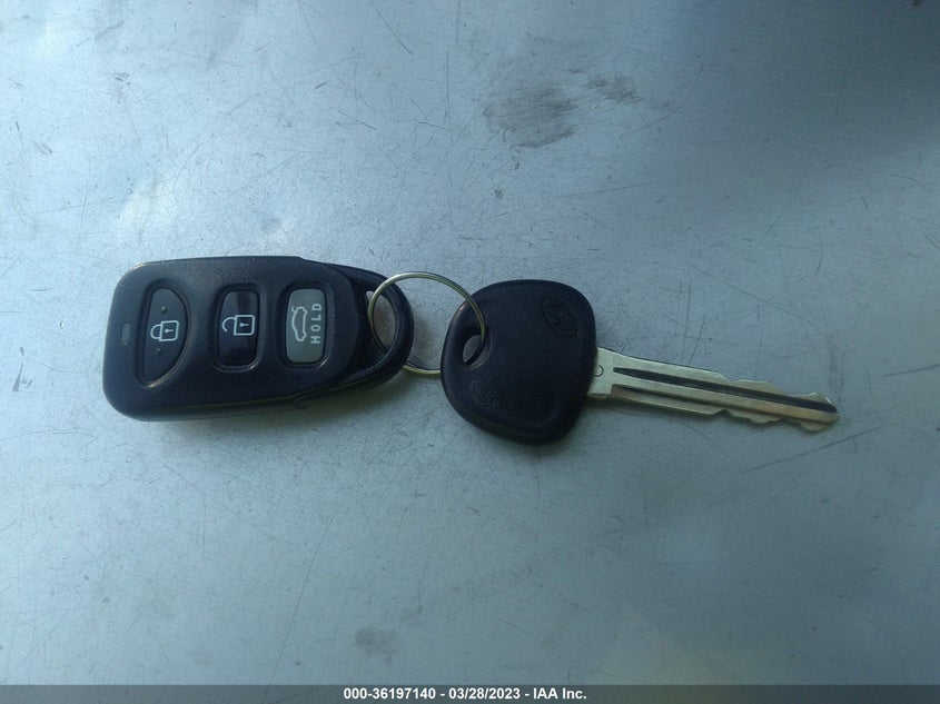 VIN 5NPD74LF5HH163617 2017 HYUNDAI ELANTRA SE