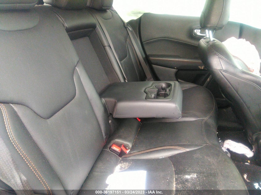 VIN 3C4NJDCB4KT787595 2019 JEEP COMPASS LIMITED