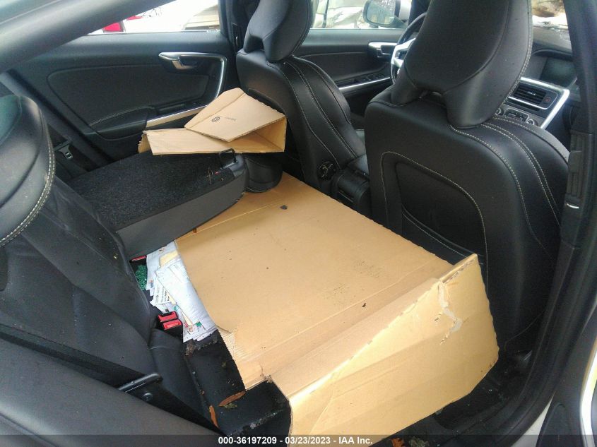 2015 VOLVO S60 T6 DRIVE-E PLATINUM - YV149MFD8F1314694
