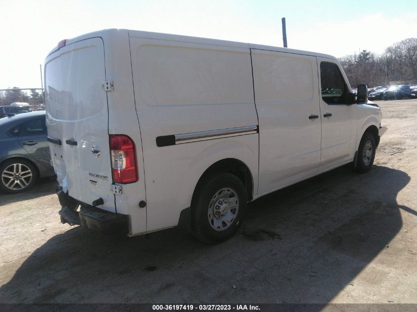 2015 NISSAN NV SV 1N6AF0KY3FN800967