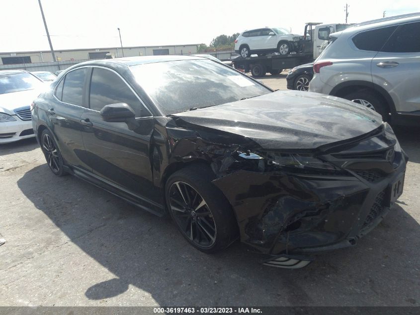 2018 TOYOTA CAMRY LE/SE/XLE/L - 4T1B11HK6JU623923