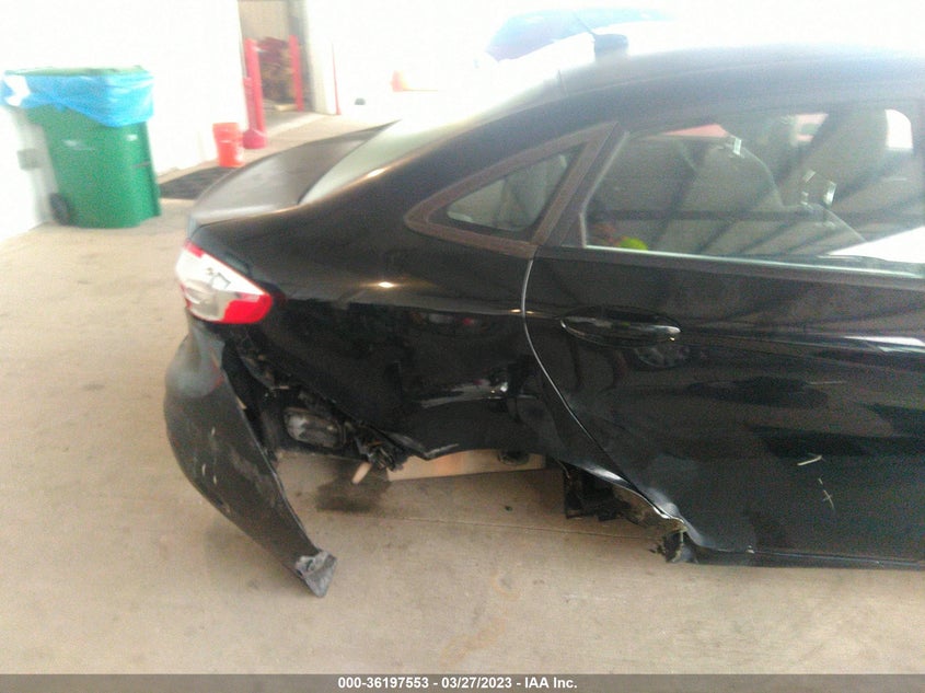 VIN 3FADP4BJ1HM157688 2017 FORD FIESTA SE