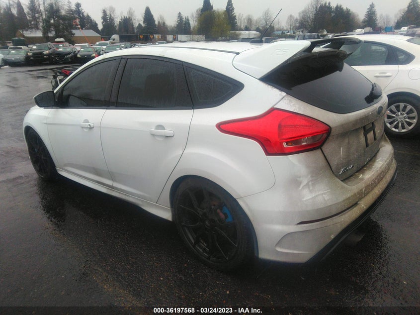 VIN WF0DP3TH6H4121083 2017 FORD FOCUS RS