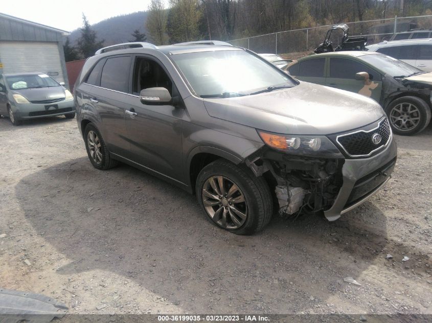 2013 KIA SORENTO SX - 5XYKW4A21DG416217