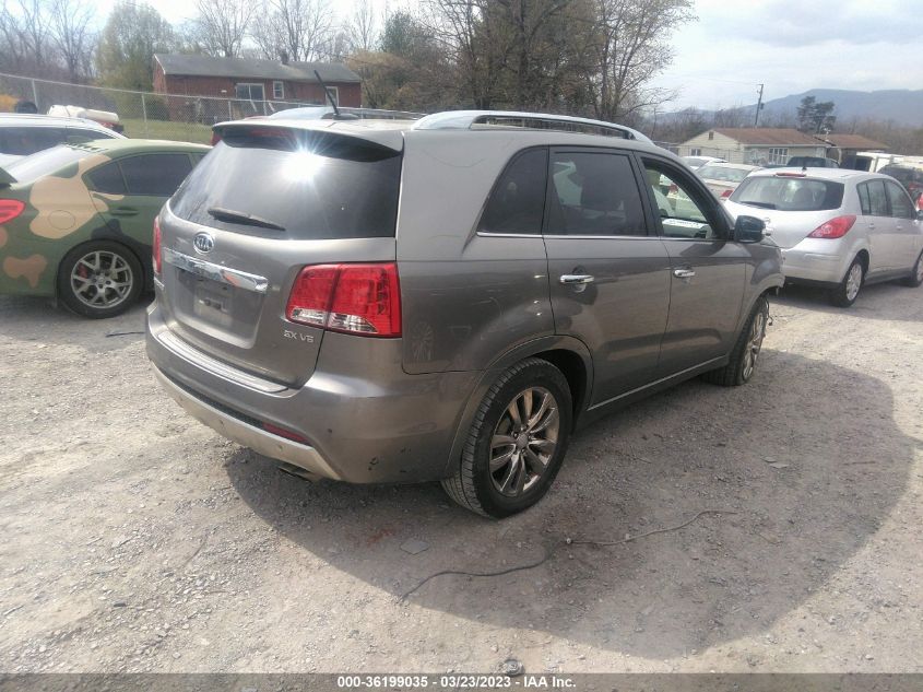 2013 KIA SORENTO SX - 5XYKW4A21DG416217