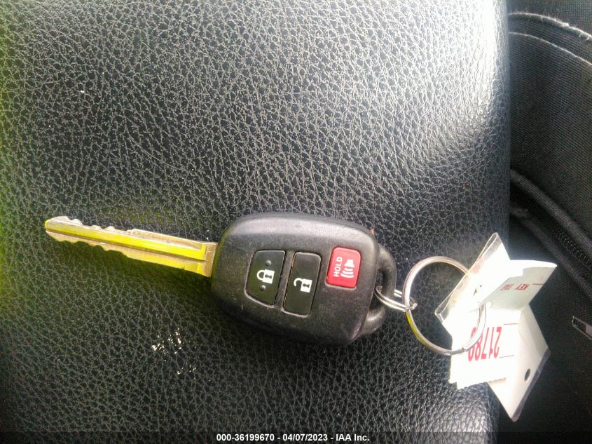2017 TOYOTA RAV4 LE - JTMZFREV9HJ127768