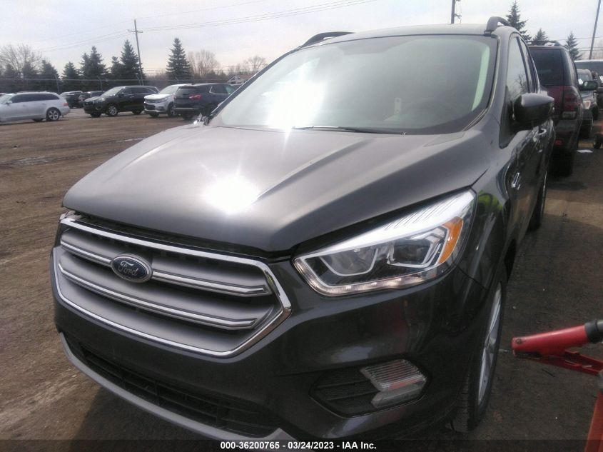 2017 FORD ESCAPE SE - 1FMCU0GDXHUC47584