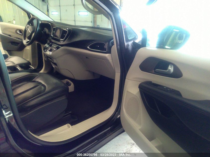 2019 CHRYSLER PACIFICA TOURING L - 2C4RC1BGXKR596838