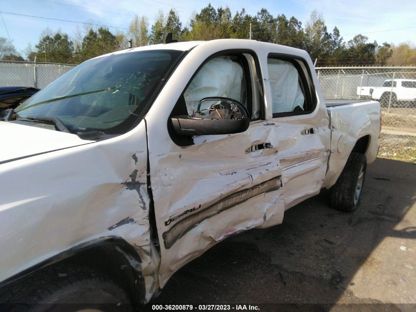 2013 GMC SIERRA 1500 DENALI - 3GTP2XE29DG128220