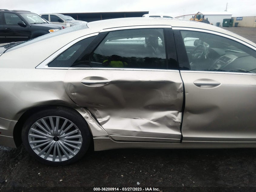 VIN 3LN6L5F92HR621817 2017 LINCOLN MKZ RESERVE
