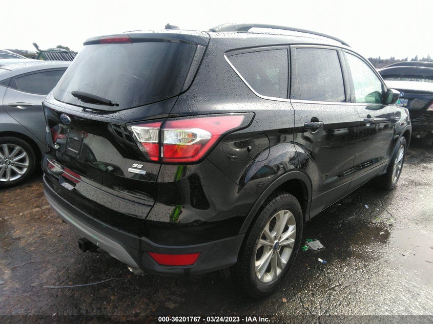 VIN 1FMCU9GD1JUB46718 2018 FORD ESCAPE SE