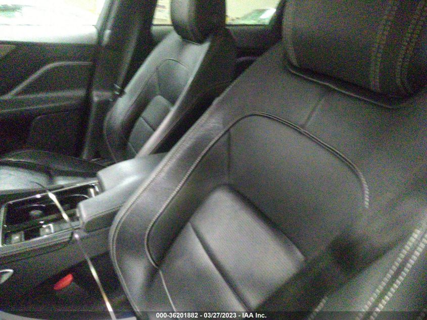 2019 JAGUAR F-PACE S - SADCM2FV6KA393018