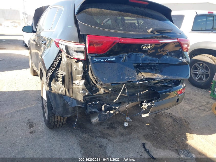 VIN KNDPMCAC7H7265174 2017 KIA SPORTAGE LX