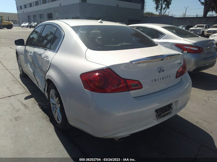 2015 INFINITI Q40 JN1CV6AP0FM503304
