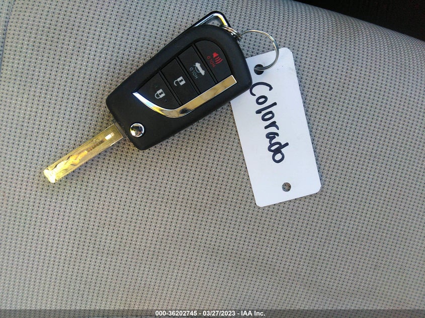 VIN JTDEPMAE4MJ182076 2021 TOYOTA COROLLA LE