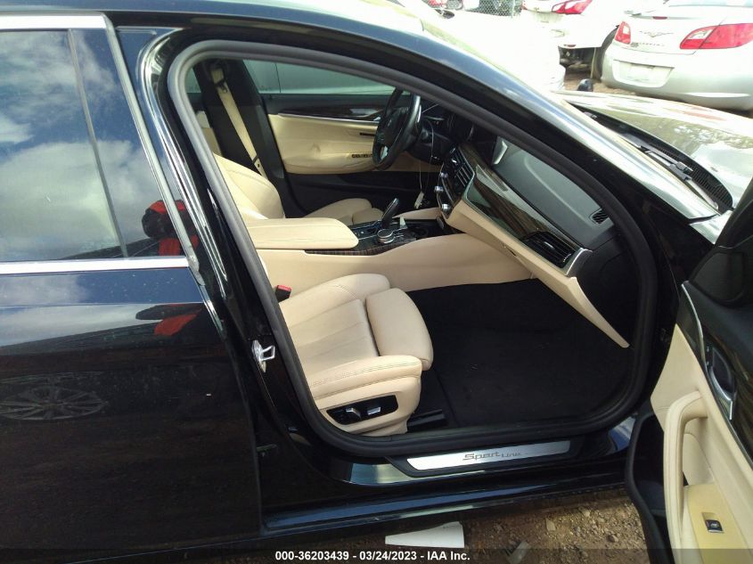2019 BMW 5 SERIES 530I XDRIVE - WBAJA7C55KG912261