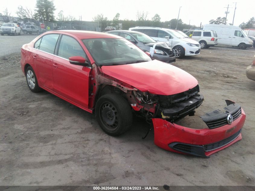 2013 VOLKSWAGEN JETTA SEDAN SE - 3VWDP7AJXDM402671