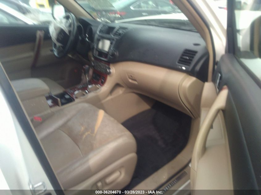 2013 TOYOTA HIGHLANDER LIMITED - 5TDYK3EH8DS099067