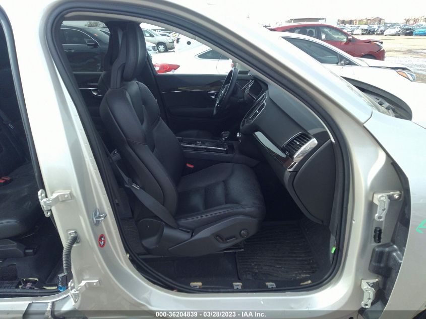 2016 VOLVO XC90 T6 MOMENTUM - YV4A22PK8G1024419