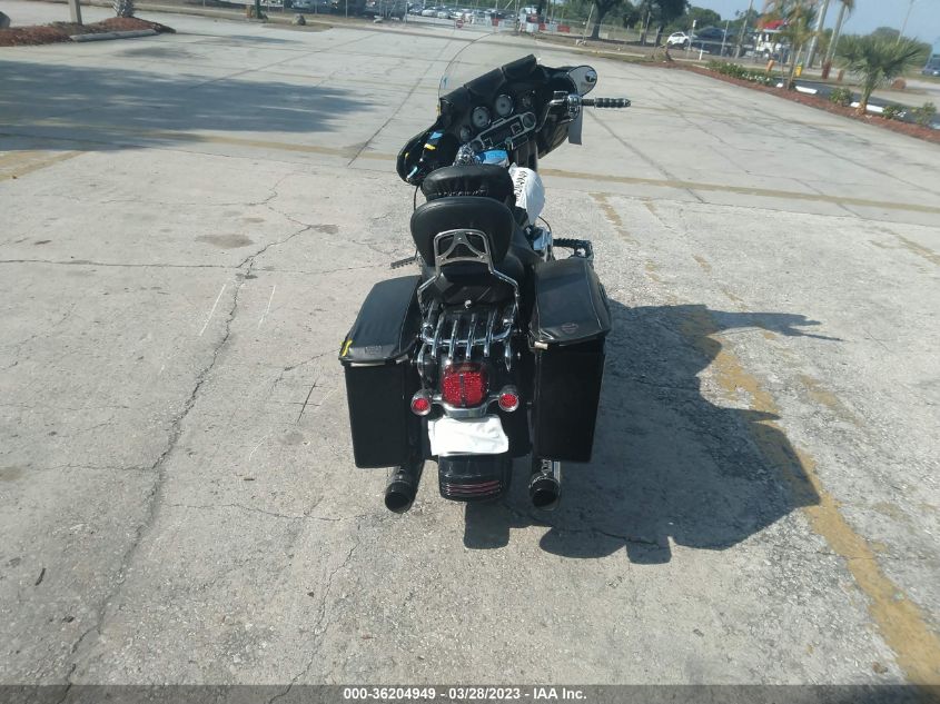 2007 HARLEY-DAVIDSON FLHX - 1HD1KB41X7Y633824