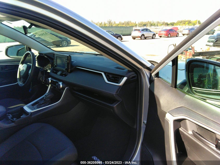 VIN 2T3H1RFVXMC117935 2021 TOYOTA RAV4 LE