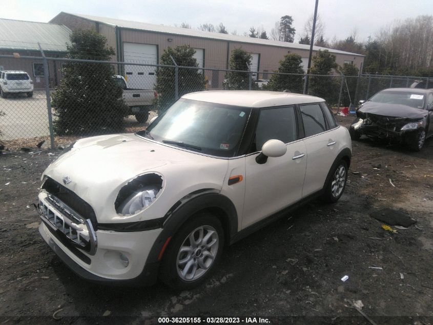2015 MINI COOPER HARDTOP 4 DOOR WMWXS5C58FT828461