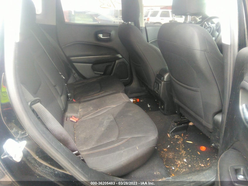 VIN 3C4NJCAB8JT425331 2018 JEEP COMPASS SPORT