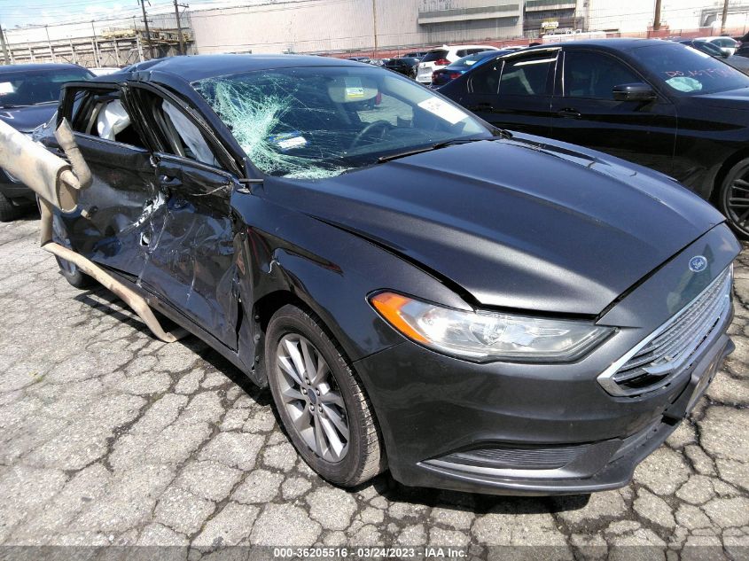 2017 FORD FUSION SE - 3FA6P0HD0HR306100