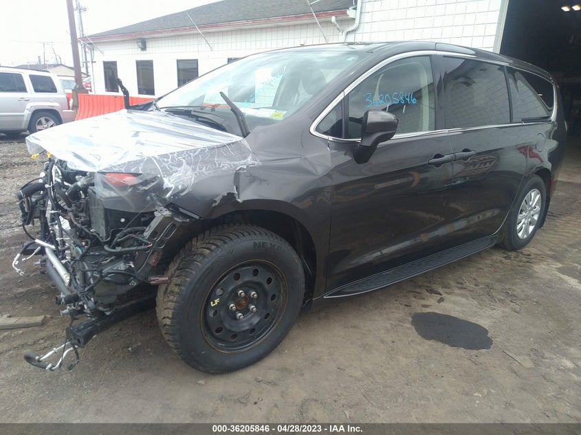 VIN 2C4RC1AG3LR243571 2020 CHRYSLER VOYAGER L