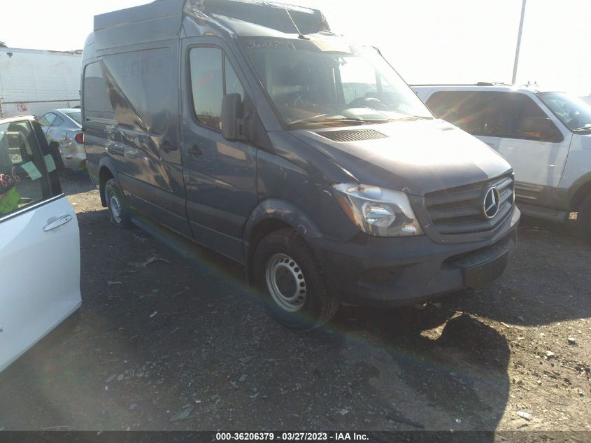 2018 MERCEDES-BENZ SPRINTER CARGO VAN - WD3PE7CD6JP630678