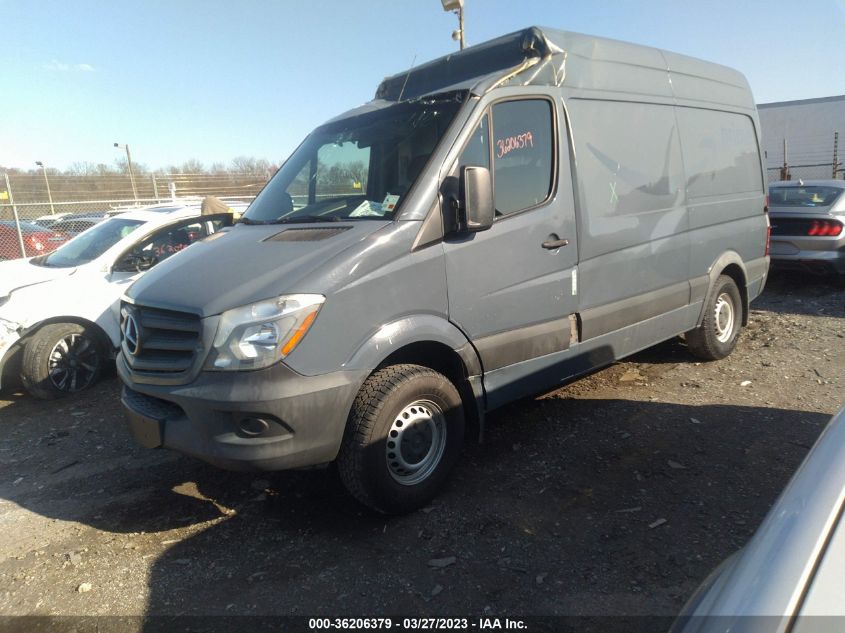 2018 MERCEDES-BENZ SPRINTER CARGO VAN - WD3PE7CD6JP630678