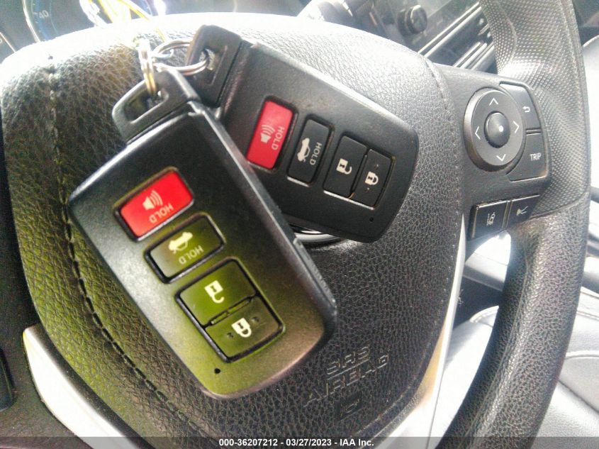 2017 TOYOTA COROLLA L/LE/XLE/SE - 2T1BURHEXHC762111