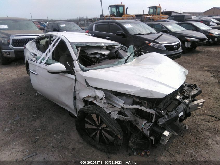 2021 NISSAN ALTIMA 2.5 SV - 1N4BL4DV5MN415584
