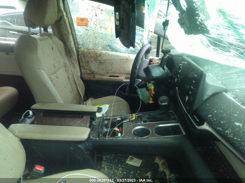 2021 TOYOTA SIENNA XLE - 5TDYSKFC7MS011090