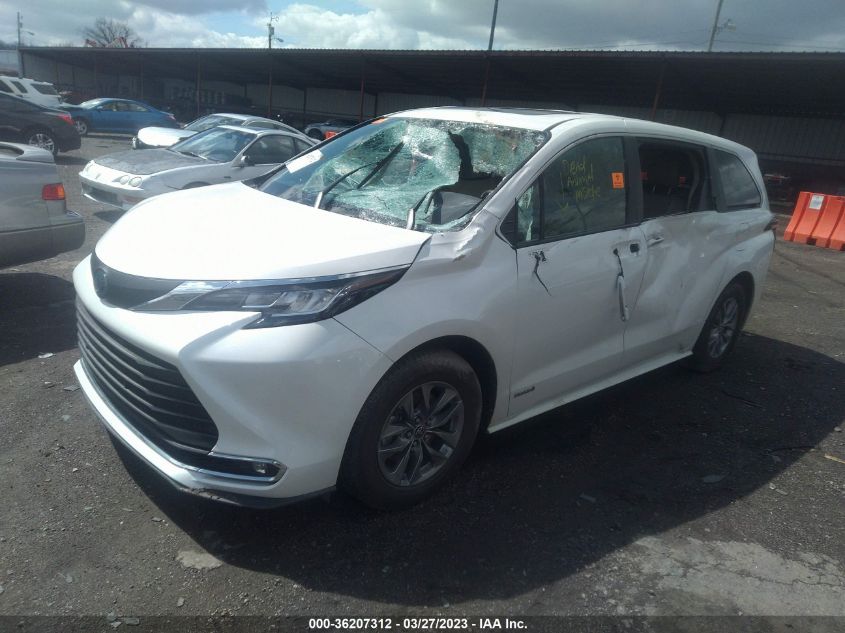 2021 TOYOTA SIENNA XLE - 5TDYSKFC7MS011090