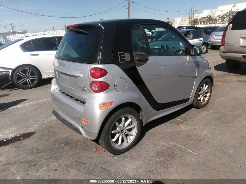 2016 SMART FORTWO ELECTRIC DRIVE PASSION - WMEEJ9AA0GK845106