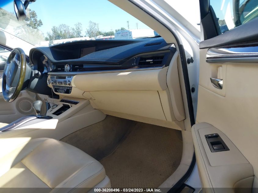 2013 LEXUS ES 350 4DR SDN - JTHBK1GG0D2083272