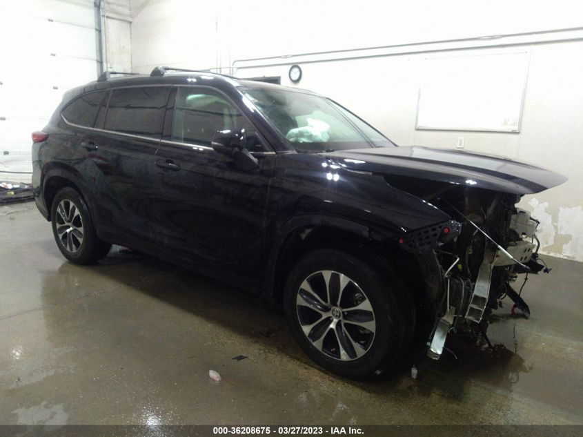 2020 TOYOTA HIGHLANDER XLE - 5TDHZRBH1LS507961